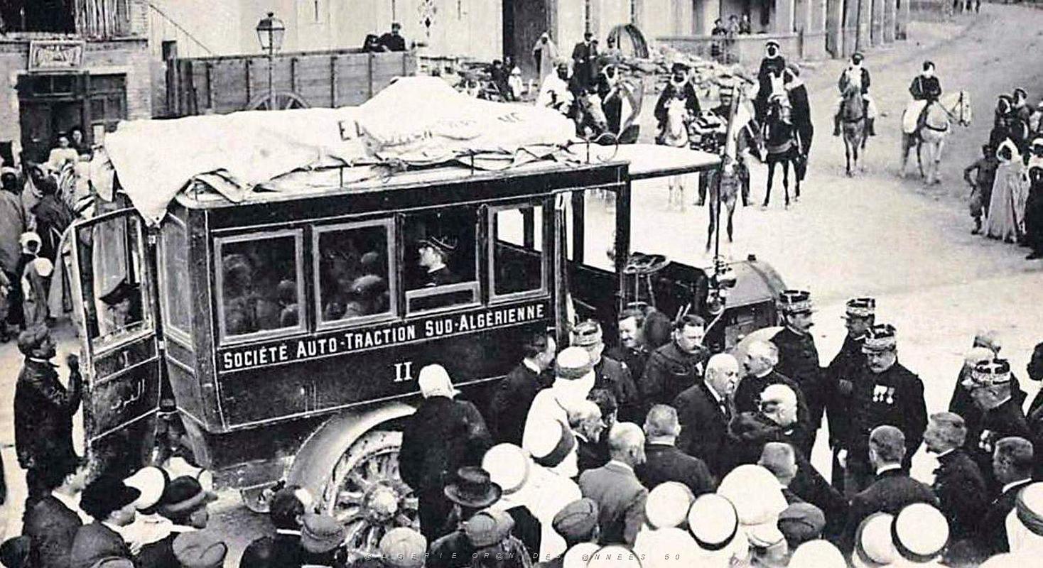 933- Boghari - Presentation au Prefet2.jpg